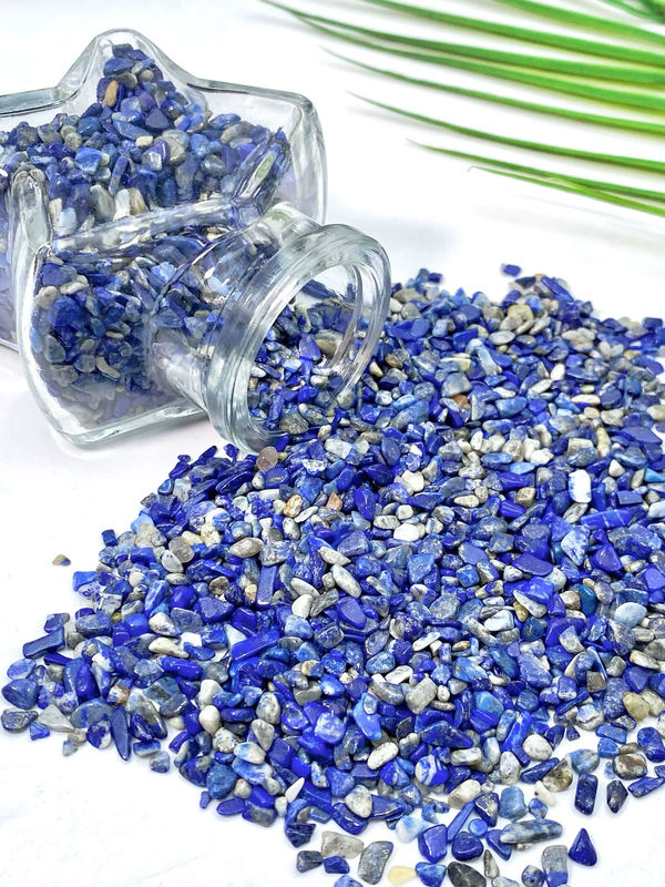 Natürlicher Lapislazuli Rohstein in Blau als Dekoration, unregelmäßige Chips in 1–5 mm Größe, 50 g - Bild 6