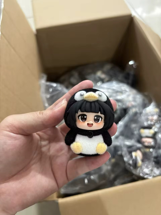 Bandai Anime Gugu Gaga Pinguin-Puppe, beflockte Figur - Bild 3