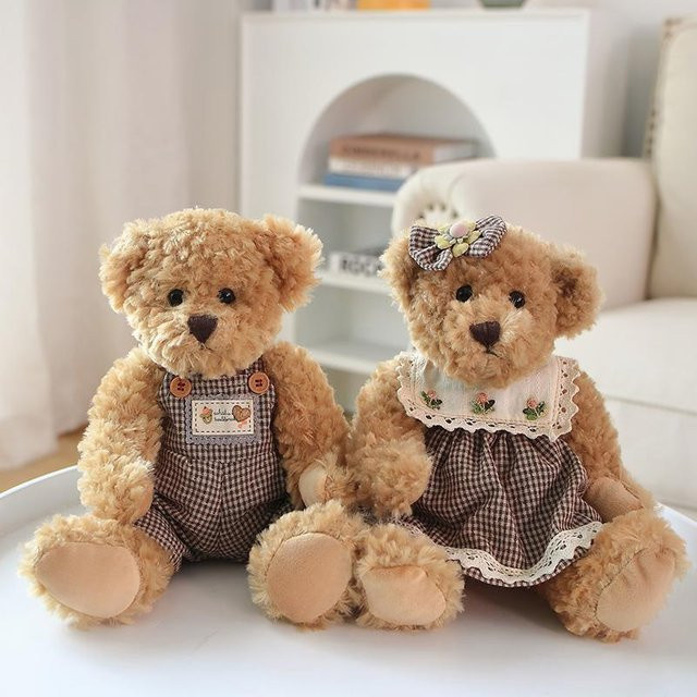 Kidsly Teddybär mit Kleidung, Plüschtiere, 2-teiliges Set, ab 14 Jahren - Bild 1