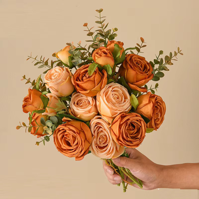 Künstlicher Rosenstrauß aus Seide in Orange mit 7 Blütenköpfen für deine Hochzeits- und Heimdekoration - Bild 2