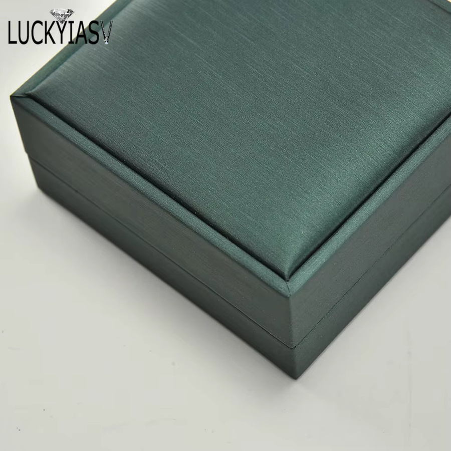 Schmuckaufbewahrung aus PU-Leder von luckyiasv in Blau für Ringe, Ohrringe, Halsketten und Armbänder - Bild 3