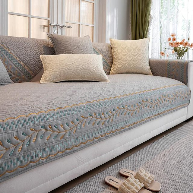 Rutschfester Sofabezug im Bohemian-Stil mit floraler Stickerei aus Polyester-Baumwolle, Farbe: Beige, B/T/H: 70 x 70 x 0 cm - Bild 1