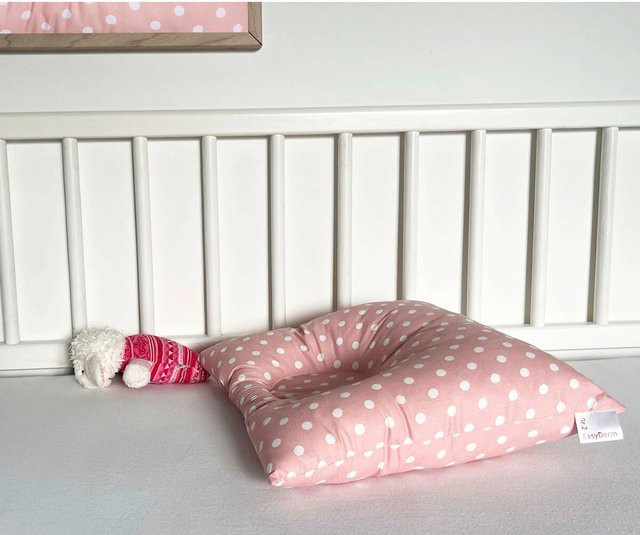 Babydorm EasyDorm Kopfkissen für Babys in Pink, Größe II, mit Polyesterfüllung und Baumwollbezug - Bild 1