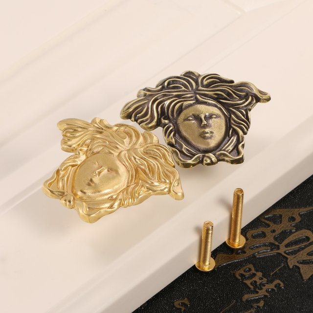 XIONGRUI Medusa Schrankgriffe aus Messing in Gold im Vintage-Design für Schränke und Schubladen - Bild 1