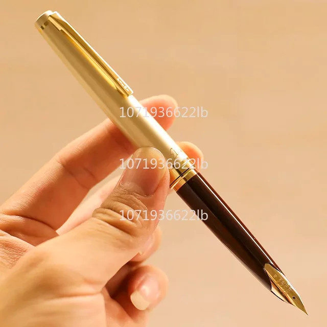 Pilot Genius Pilot Elite 95s Taschenfüllfederhalter mit 14k Goldfeder in Champagnergold/Schwarz - Bild 1