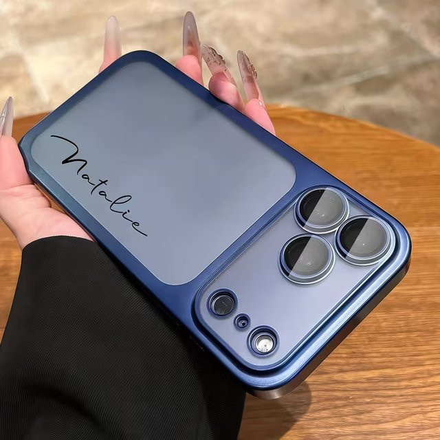 Personalisierte Handyhülle mit Signatur-Namen aus mattiertem Hart-PC für iPhone 18 17 16 15 14 13 12 Pro Max in Blau - Bild 1