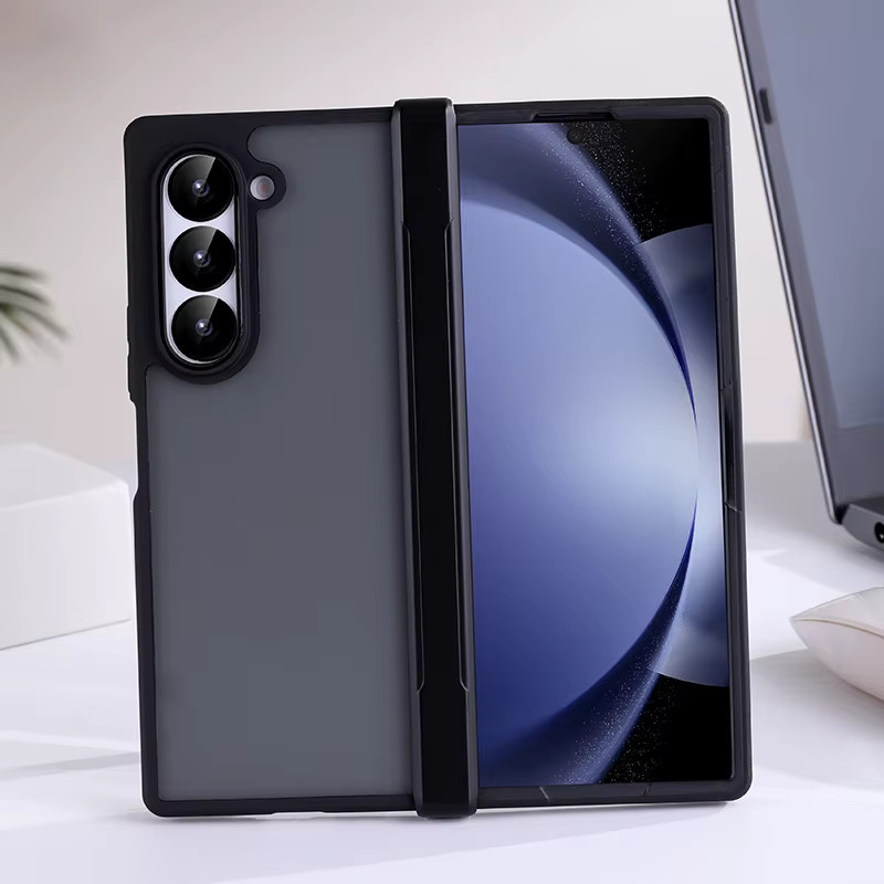 Stoßfeste Samsung Galaxy Z Fold 7 6 5 4 Schutzhülle mit transparentem Scharnier in Schwarz und Transparent, matt und hautfreundlich - Bild 3