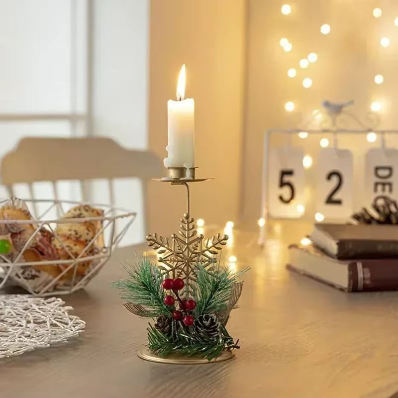 Aufblasbare Weihnachtsbaumspitze mit Stern und Kugeln in Rot und Gold als hängendes Ornament für deine Weihnachtsdekoration - Bild 1