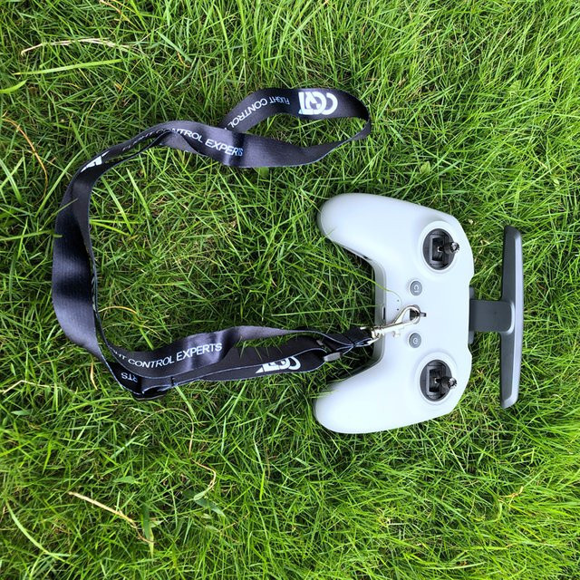 SZKOSTON Universelles Lanyard-Halsband für DJI RC/RC2 Mini 4 Pro/Mini 3 Pro Neo/Air 3S/Air 3 Drohnen-Fernbedienung in Schwarz - Bild 1