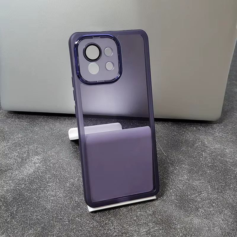 Stoßfeste Silikon Schutzhülle für Xiaomi 11 Lite 5G, Mi 11 Lite 5G NE und Mi 11 Pro in Lila - Bild 1