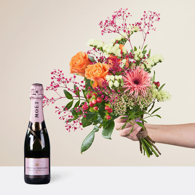 BLUME2000 Valentina Blumenstrauß Rosen Gerbera Moet & Chandon 375ml - Bild 1