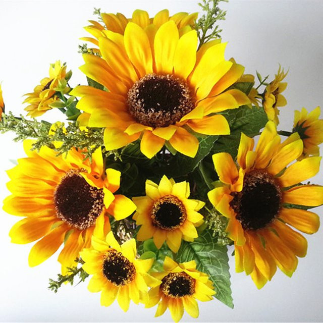 Kahaul Sonnenblumen Kunstblumen aus Seide in Gelb, 7-Zweig Strauß mit 13 Blütenköpfen für Dekoration in Zuhause, Büro oder bei Hochzeiten - Bild 1