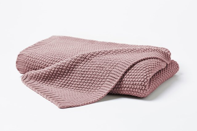 Vario Strickdecke Prinz in Pink oder Purple, weich und flauschig aus Polyacryl - Bild 1