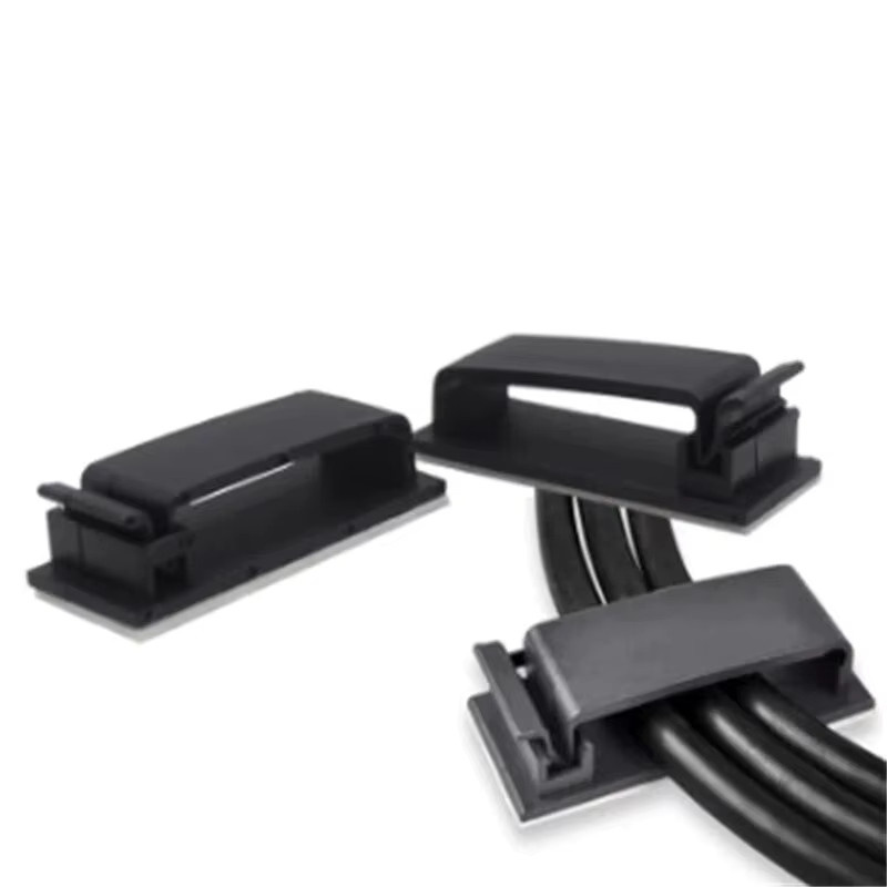 Mrgabwte 10er Set Selbstklebende Kabel Management Clips für USB-A und USB-C Kabel in Schwarz und Weiß - Bild 2