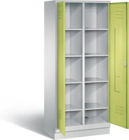 C+P Wäsche-Spind Classic mit Scharniertüren in Viridingrün und Korpus Lichtgrau, H: 180 cm, B: 81 cm, T: 50 cm - Bild 1
