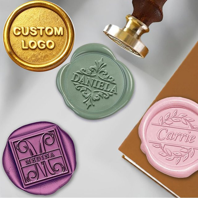 Individueller Siegelwachsstempel von QWELL mit austauschbarem Griff aus Metall und Holz in Multicolour - Bild 1