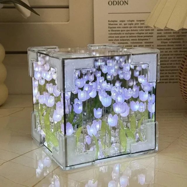 Handgefertigte DIY Tulpen-Spiegel-Würfellampe in Rosa und Multicolour als dekoratives Nachtlicht für dein Schlafzimmer - Bild 1