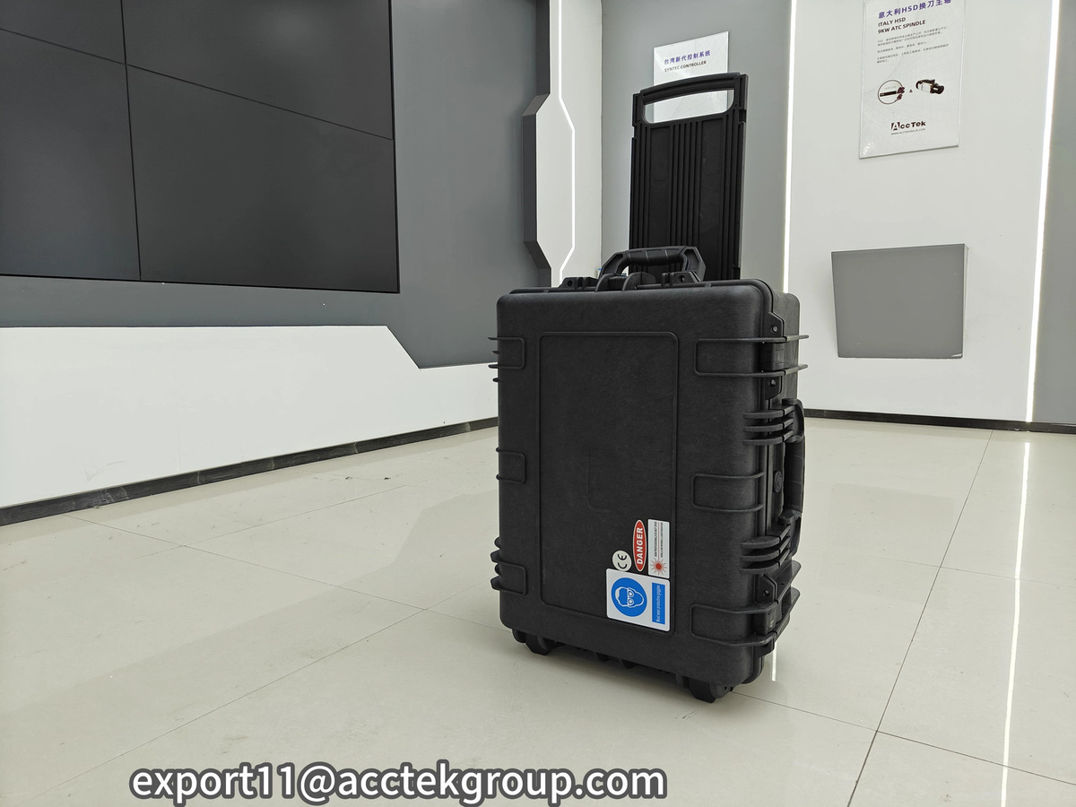 AccTek Tragbarer Koffer Pulse Fiber Laser Reinigungsmaschine 500 W zur Metallrost- und Ölentfernung - Bild 2