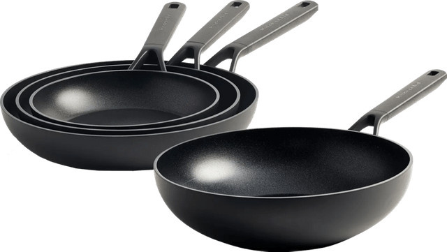KitchenAid Classic Forged Bratpfannenset mit Wok, Durchmesser: 20 cm, 24 cm, 28 cm und 28 cm - Bild 1