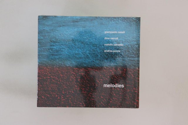 CD Caligola von Giampaolo Casati, Dino Cerruti, Rodolfo Cervetto und Andrea Pozza, Jazz Album aus dem Jahr 2019, Grau/Mehrfarbig - Bild 1