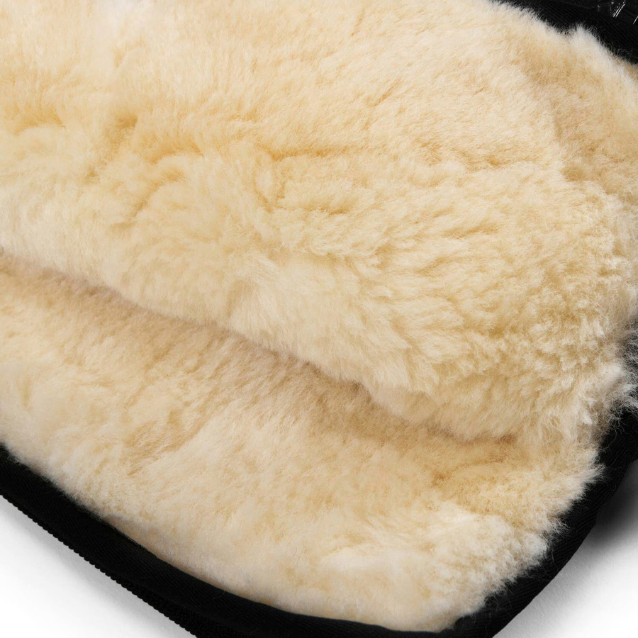 Christ Moffy Lammfellhandwärmer für Kinderwagen in Beige mit reflektierenden Elementen und Oeko-Tex Standard 100 - Bild 4