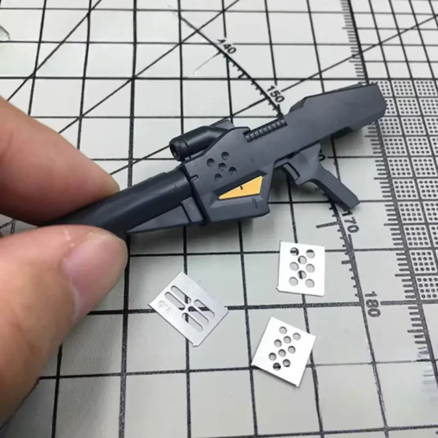 13-in-1 Präzisions-Schnitzlineal aus Metall als Bohrloch-Detailer und Schreiblinien-Schablone für DIY-Modellbau und Hobby-Projekte - Bild 6