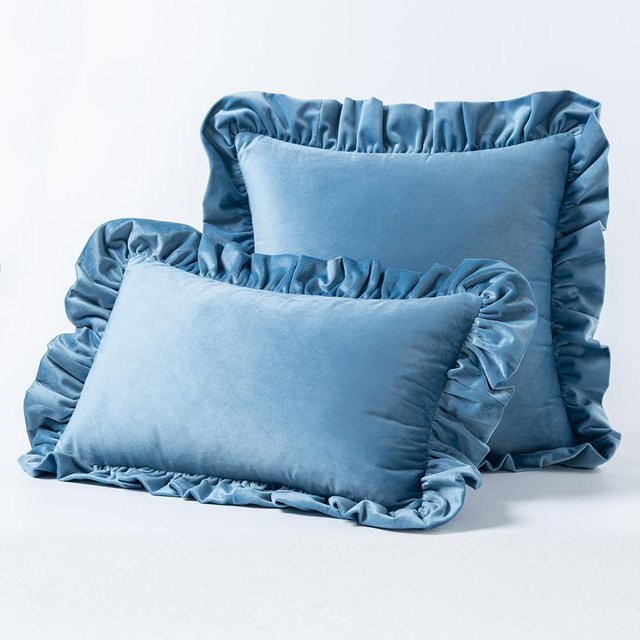 Minimalistischer Samt-Kissenbezug mit Rüschenkante in Blau, B/H: 45 x 45 cm - Bild 1