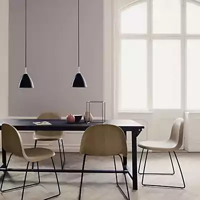 Gubi BL9 Pendelleuchte aus Messing und Keramik in Weiß, Durchmesser: 21 cm - Bild 1