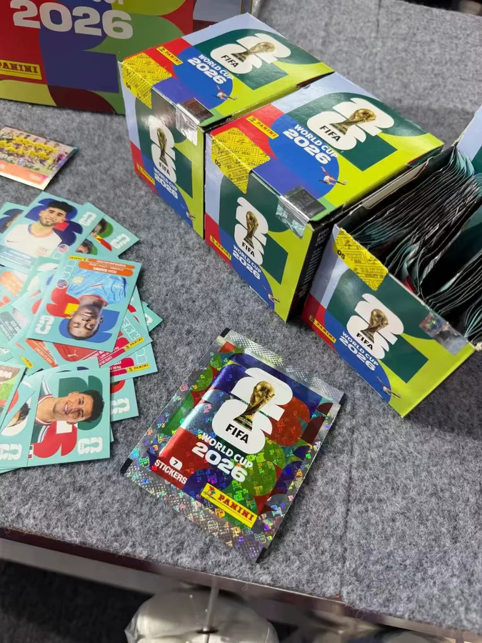 Panini FIFA Weltmeisterschaft Fußball-Karten-Sticker-Pack, 50 Packungen, ab 14 Jahren - Bild 2