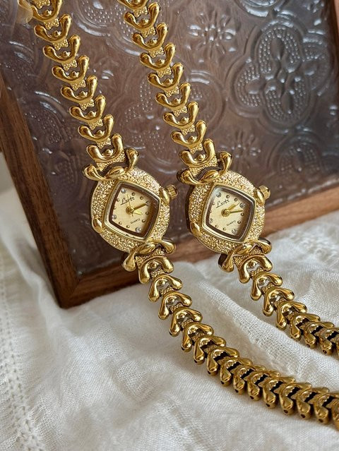 LSVTR Damenuhr, Quarz, Gold, Rechteckig, Vintage, Retro - Bild 1