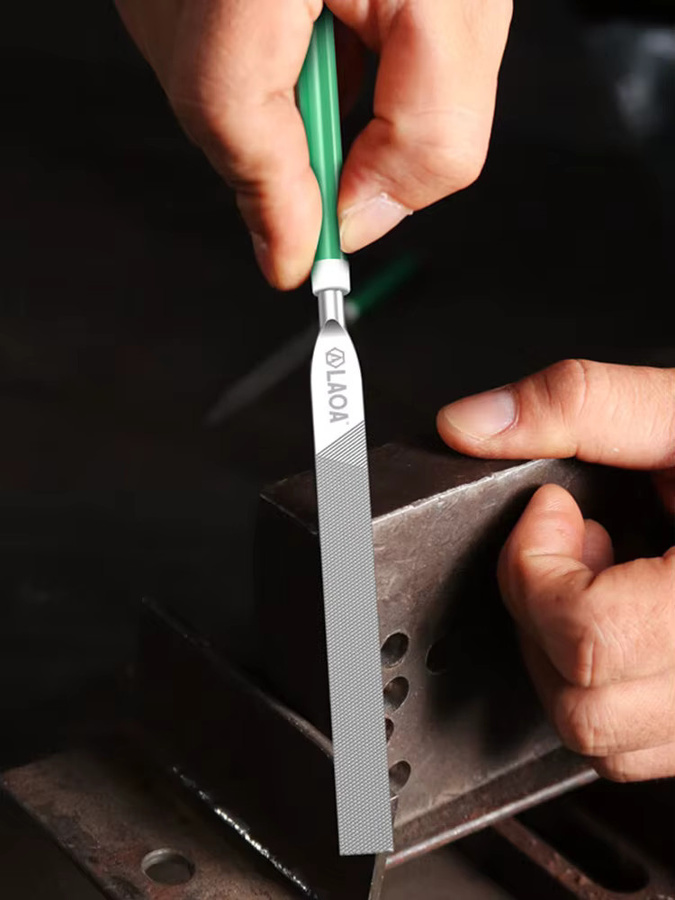 LAOA Mini-Feilenset in Silber mit flachen, grobzahnigen quadratischen, halbrunden und dreieckigen Feilen für die Holzbearbeitung und zum Polieren - Bild 6