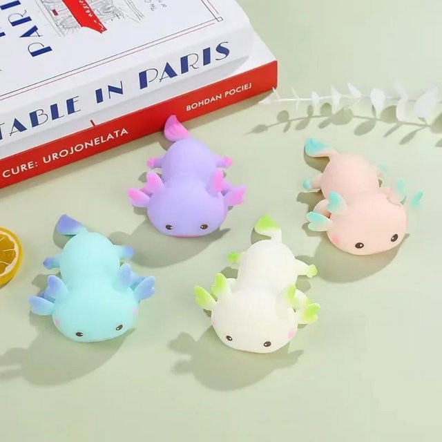 Binchi Outdoor Equipment Axolotl Quetschball, Antistress Squishy, Dehnspielzeug - Bild 1