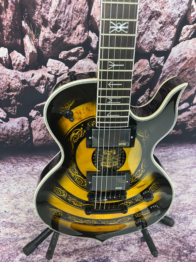 Wylde Audio Totem E-Gitarre mit schwarzer Hardware - Bild 4