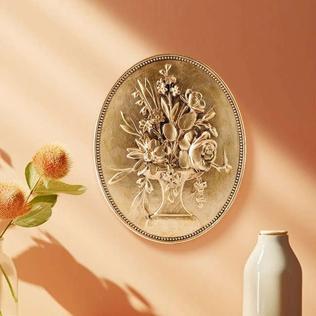 Ovaler Anhänger aus geprägtem Kunstharz in Gold zur Dekoration und als Fotografie-Requisit - Bild 1