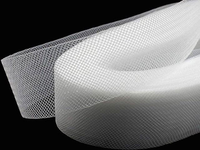Steifes Polyester-Rosshaargeflecht in Weiß für Näharbeiten und festliche Kleidung, 50 Yards - Bild 1