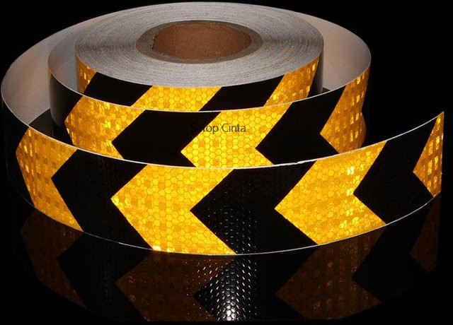 Reflektierendes Warnband mit Pfeil-Motiv in Schwarz-Gelb, wasserdichte Reflektor-Streifen für Auto, Fahrrad und LKW, Breite: 5 cm, Länge: 10 m - Bild 1