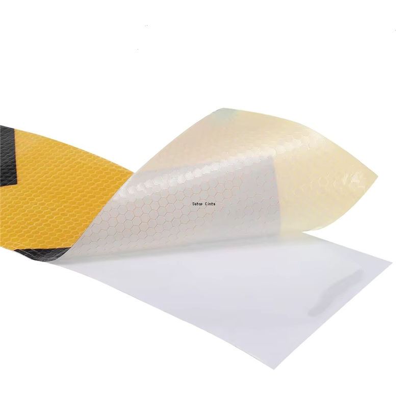 Satop Cinta Reflektierendes Klebeband Gelb-Schwarz, wasserdichtes Sicherheitsband mit Pfeilwarnung für LKWs, Breite: 10,16 cm, Länge: 4,88 m - Bild 5