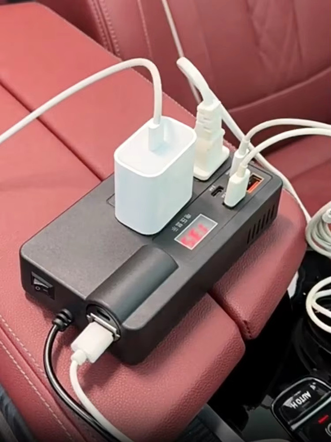 Universal Auto Inverter 200W Netzteil DC 12V/24V zu AC 220V Konverter mit USB/PD/Typ-C Anschlüssen in Schwarz - Bild 3