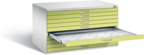C+P Flachablageschrank Serie 7100_7200 aus Stahl, Front Viridingrün, Korpus Lichtgrau, H x B x T: 76,0 x 135,0 x 96,0 cm - Bild 1