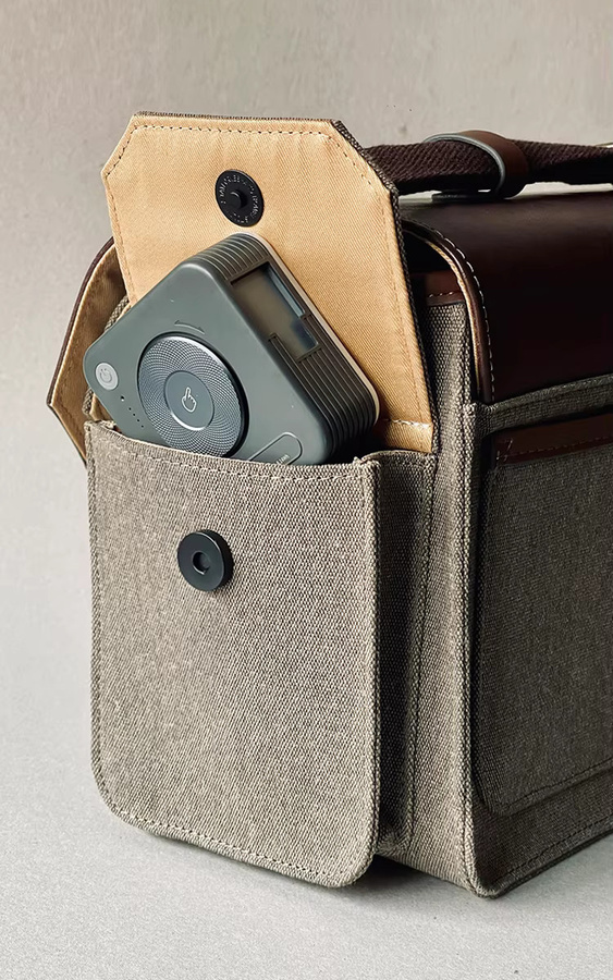 Taylorves Kameratasche als Umhängetasche für Canon R50, Fujifilm X-T5, Sony ZV-E10 und Nikon Z5 in Beige und Braun - Bild 4