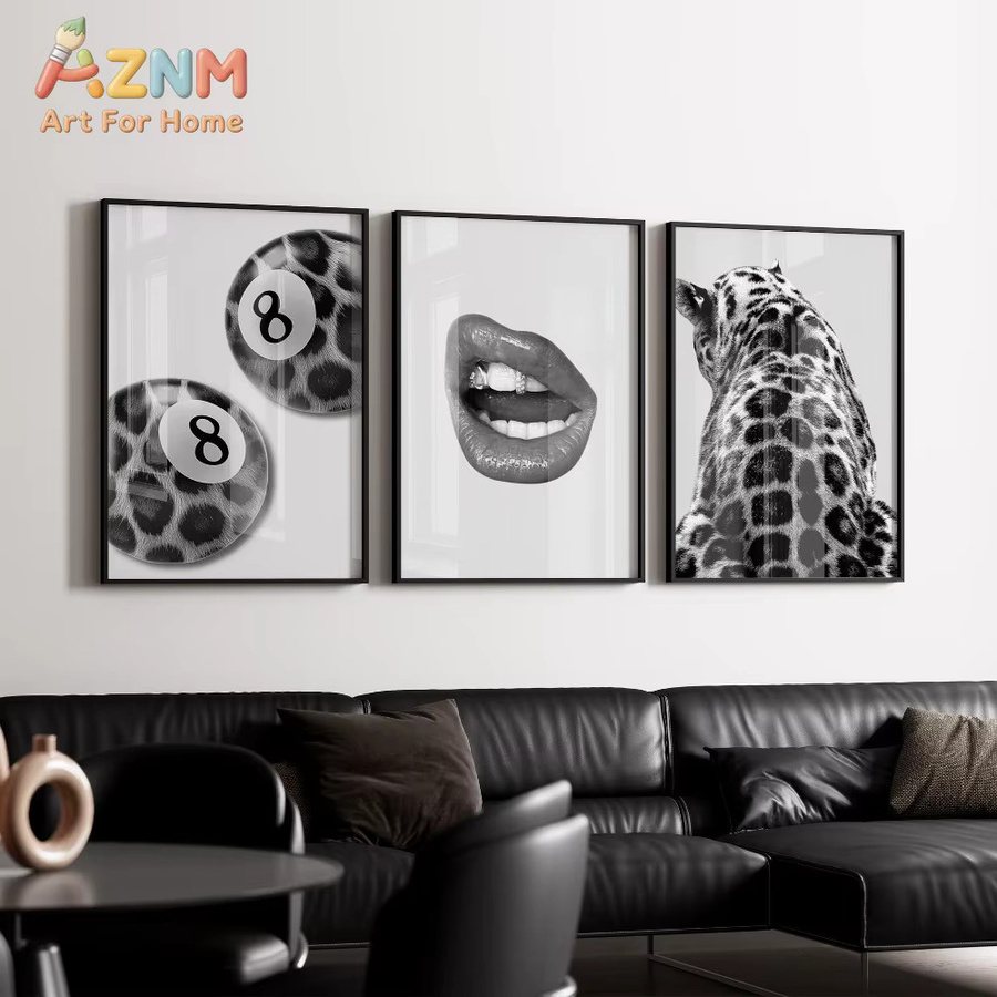 AZNM Leinwandbild mit Leopardenmuster und Lippen im Y2K-Stil, Schwarz-Weiß, abstraktes Grafikdesign für dein Wohnzimmer, Rahmenlos - Bild 2