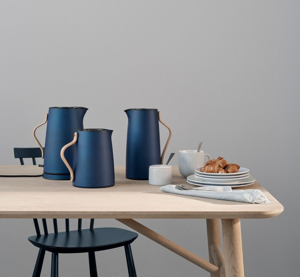 Stelton Emma Wasserkocher aus Edelstahl in Blau mit Kalkschutzfilter, 1,2 l - Bild 2