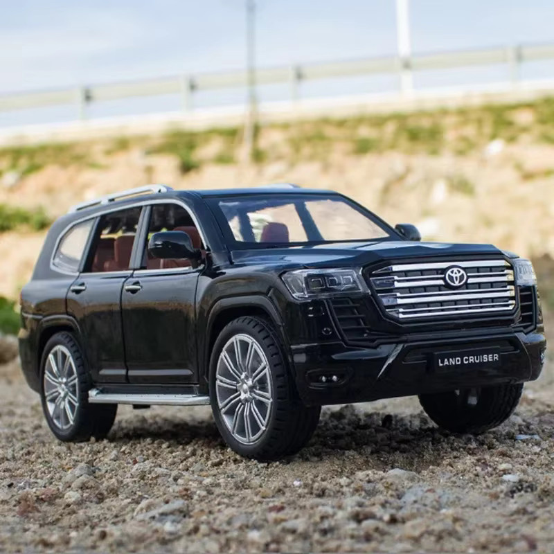 MAKEDA Toyota LAND CRUISER LC300 Prado SUV, Modellauto, 1:24, Metall - Bild 1