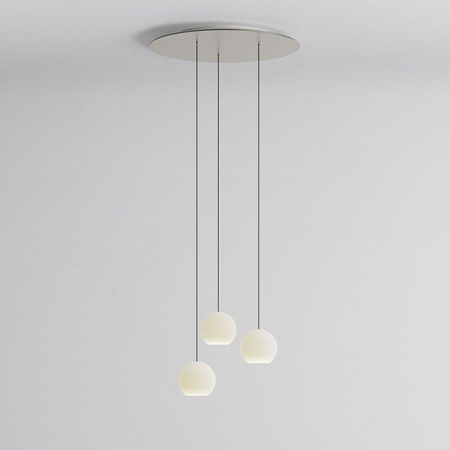 KOMOT KOS Trio S LED-Pendelleuchte mit rundem Baldachin, Nickel matt und Schwarz, mundgeblasenes Opalglas, Tunable White (2200K - 4200K), Durchmesser: 60 cm - Bild 1