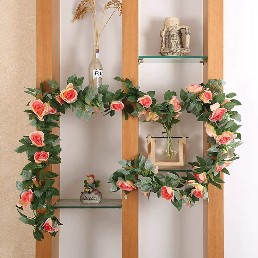 Künstliche Rosen-Girlande aus Seide und Rattan in Beige und Pink für Hochzeiten und Dekorationen - Bild 1