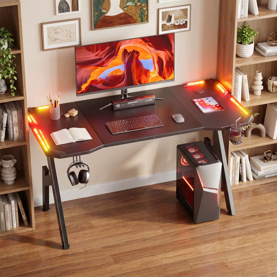FRODROVIA RGB LED Gaming-Schreibtisch mit App-gesteuerter Beleuchtung, ergonomischer gebogener Computertisch mit Carbonfaser-Oberfläche und stabilem X-Rahmen aus Metall in Schwarz - Bild 2