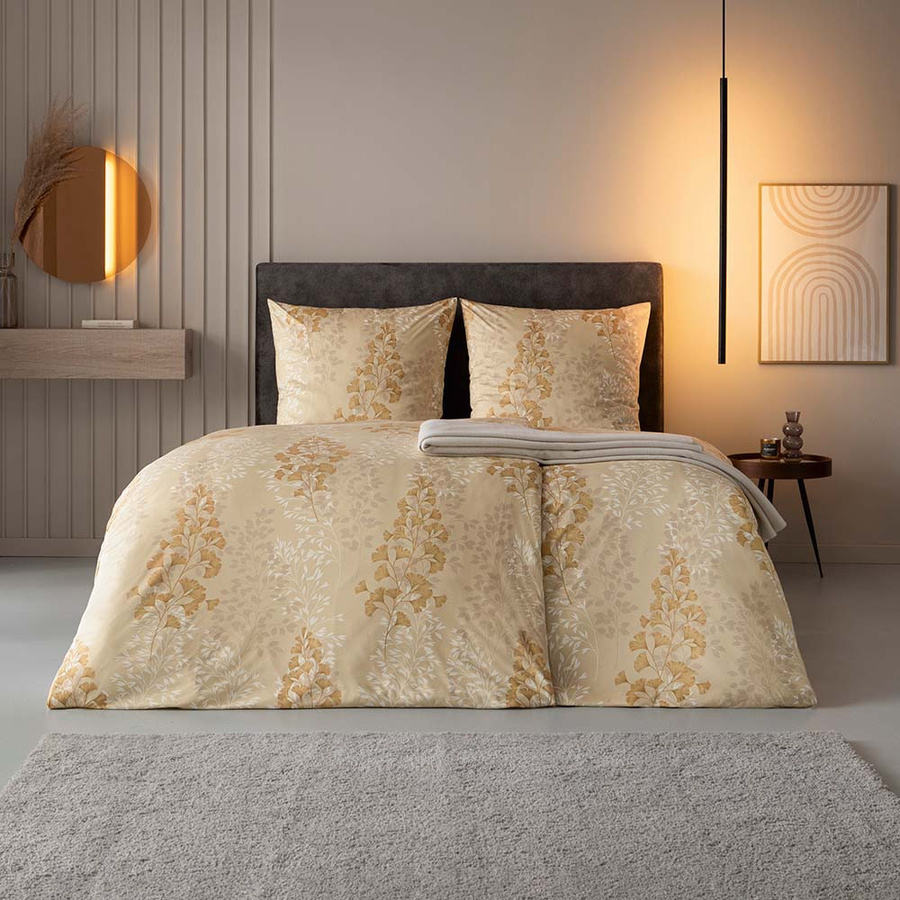 Estella Mako Jersey Bettwäsche Marie Messing Gold Beige mit Ginkgo Blättern und Ästen, Set bestehend aus Bettbezug und Kissenbezug, B/H: 155 x 220 cm, Kissen: 80 x 80 cm - Bild 1