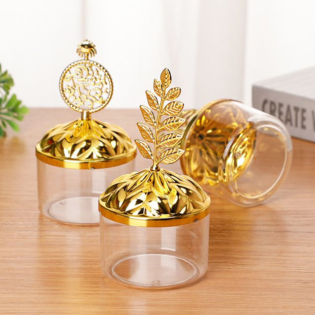 12 Stück Europäische Stil Runde Süßigkeitenboxen aus Kunststoff mit Gravur in Gold für Hochzeiten und Geschenke - Bild 1