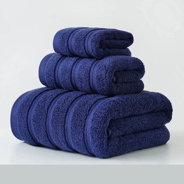 EGW Handtuch-Set aus 100 % Baumwolle in Blau, 3-teilig mit Handtuch, Gesichtstuch und Badetuch - Bild 1