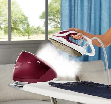 Tefal Dampfbügelstation Pro Express Protect GV9220 in Burgund und Weiß mit 2600 W und Durilium AirGlide Autoclean Bügelsohle